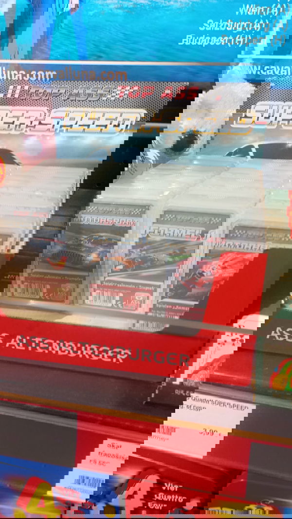 hjk65093, 18 years old from Croatia