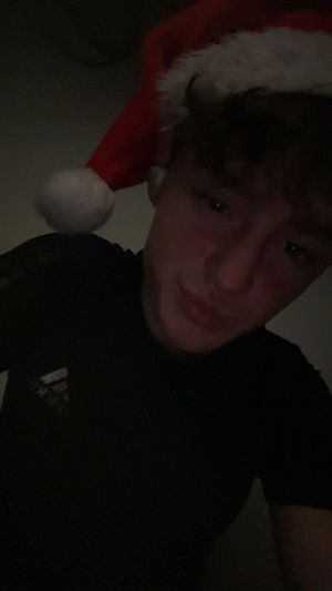 leonmlaing's Profile Photo