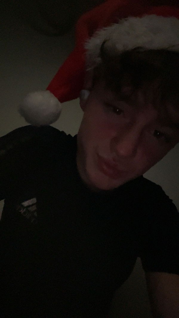 leonmlaing, 19 years old from United Kingdom