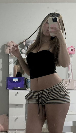 roxixof341's Profile Photo