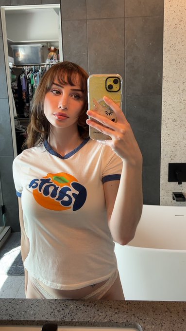 BeetyGrace36, 22 years old from United States