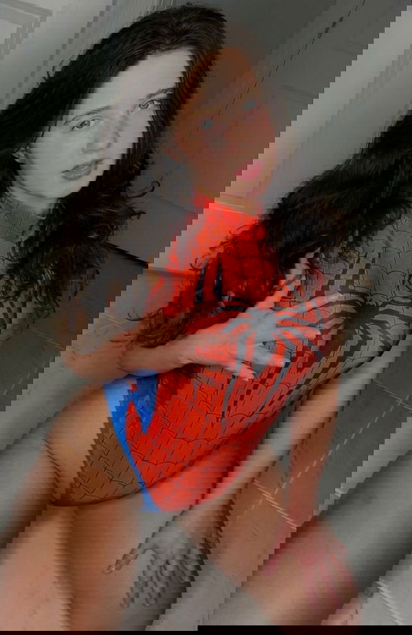 tineki8748, 23 years old from United States