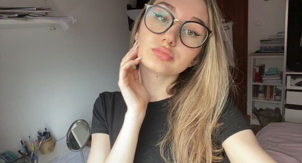 hidaj34856, 22 years old from United States