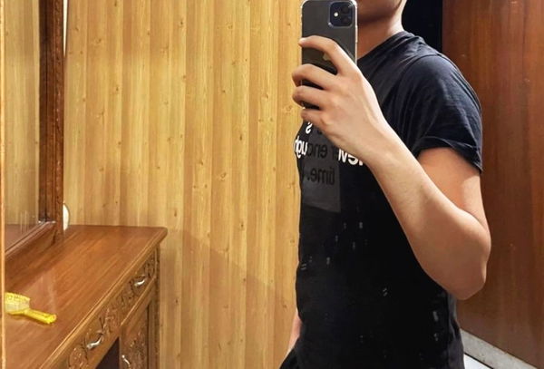 superman12345765, 18 years old from Pakistan