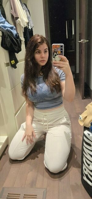 jixave4134, 22 years old from Australia