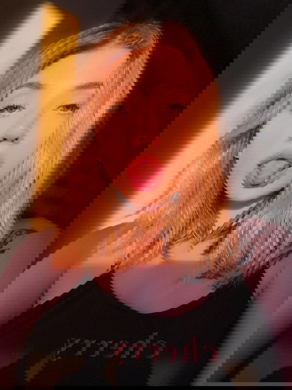 wotese7114, 19 years old from United States