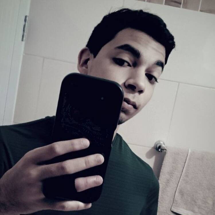 RandomUser7567, 18 years old from Puerto Rico