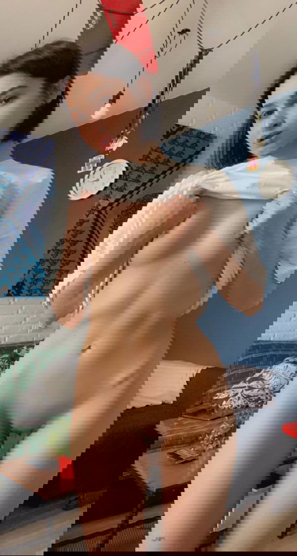 hibabyfyck929, 19 years old from United States