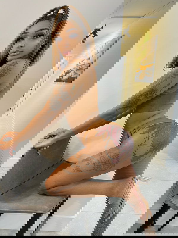 SarahAnita82, 28 years old from United States