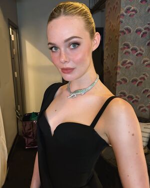 Amelia20Fx912, 22 years old from Sweden