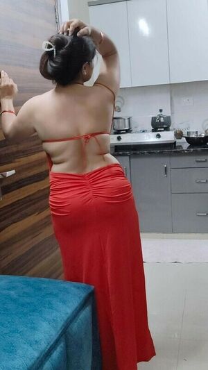 kayiv21419, 22 years old from United Kingdom