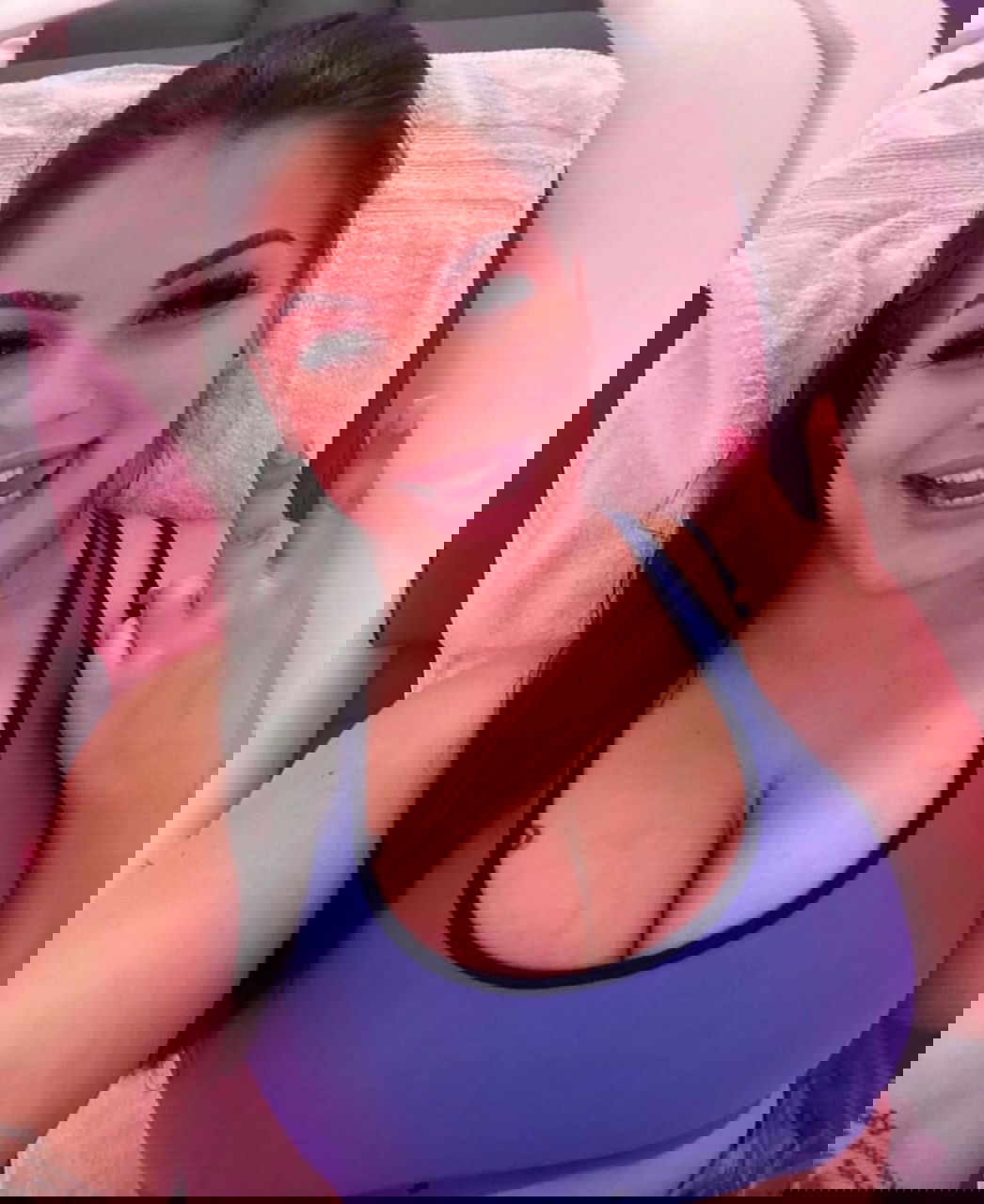 Sandra156's Profile Photo