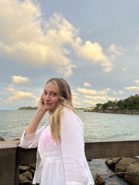 gosow76360, 25 years old from Canada