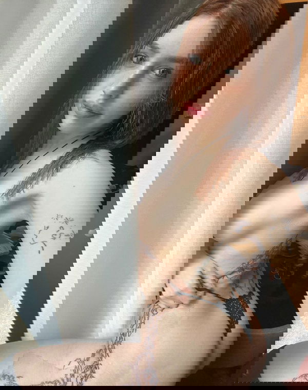 Jenniferxv2, 21 years old from Canada