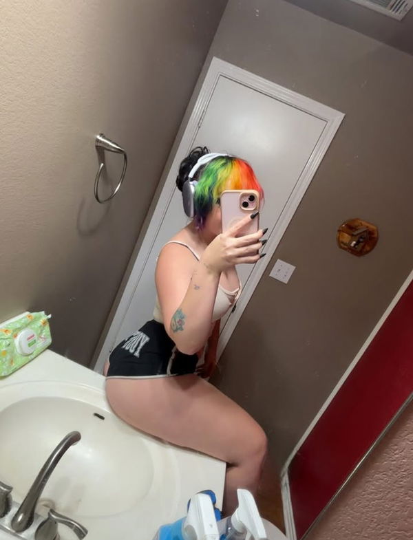 Melissa17796, 22 years old from United States