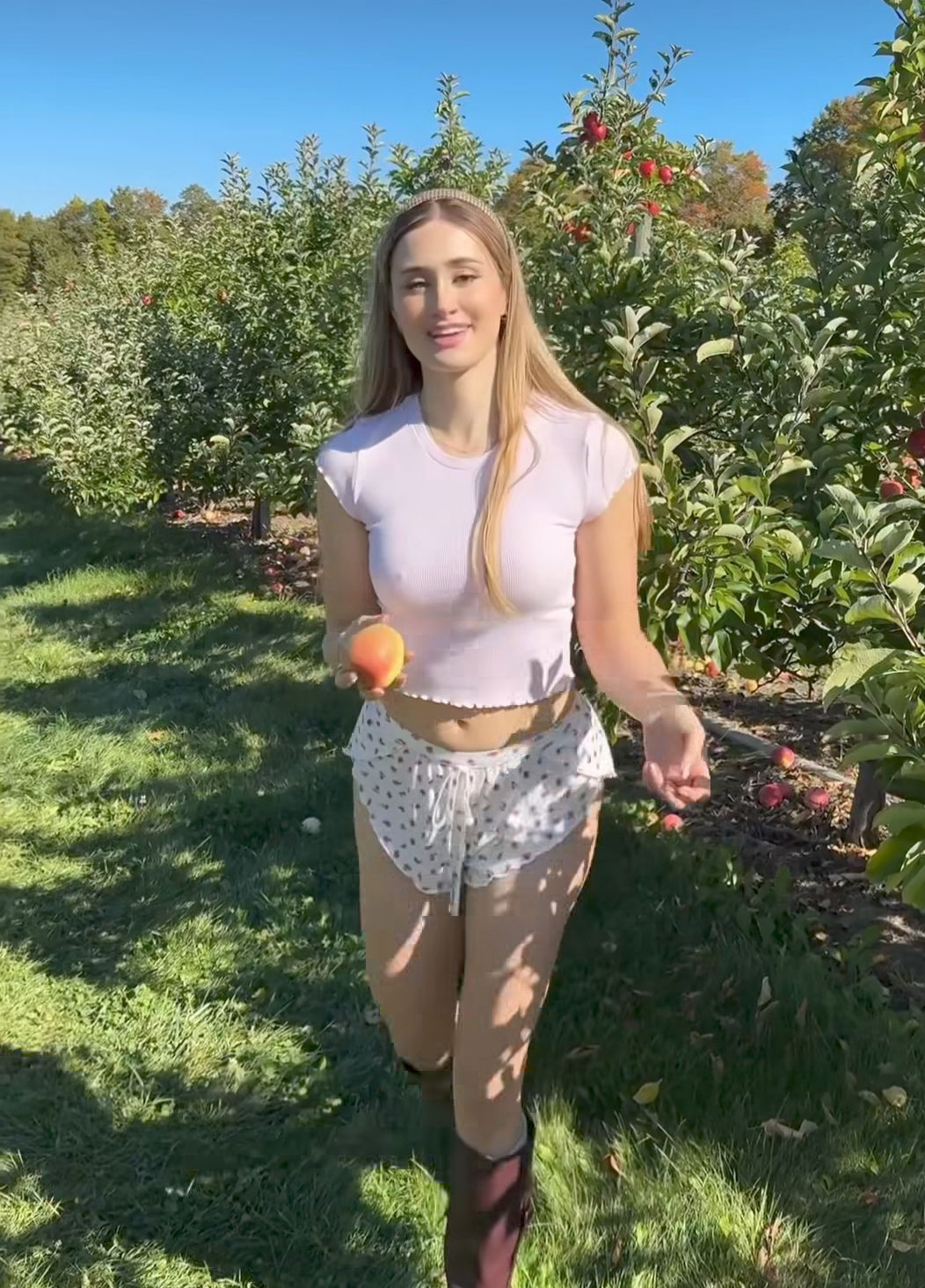 gvdftew's Cover Photo