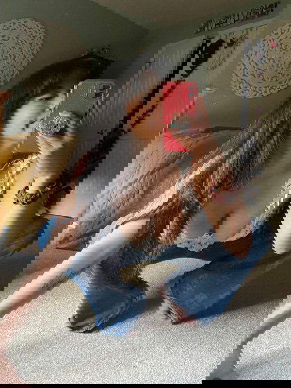 cdavee12, 25 years old from United States