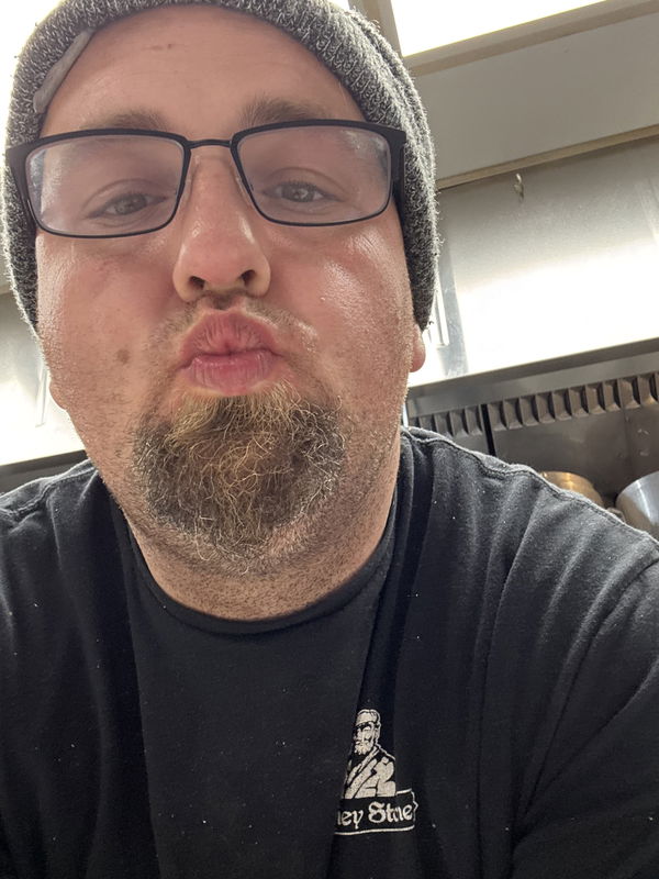 cbenz7900, 37 years old from United States