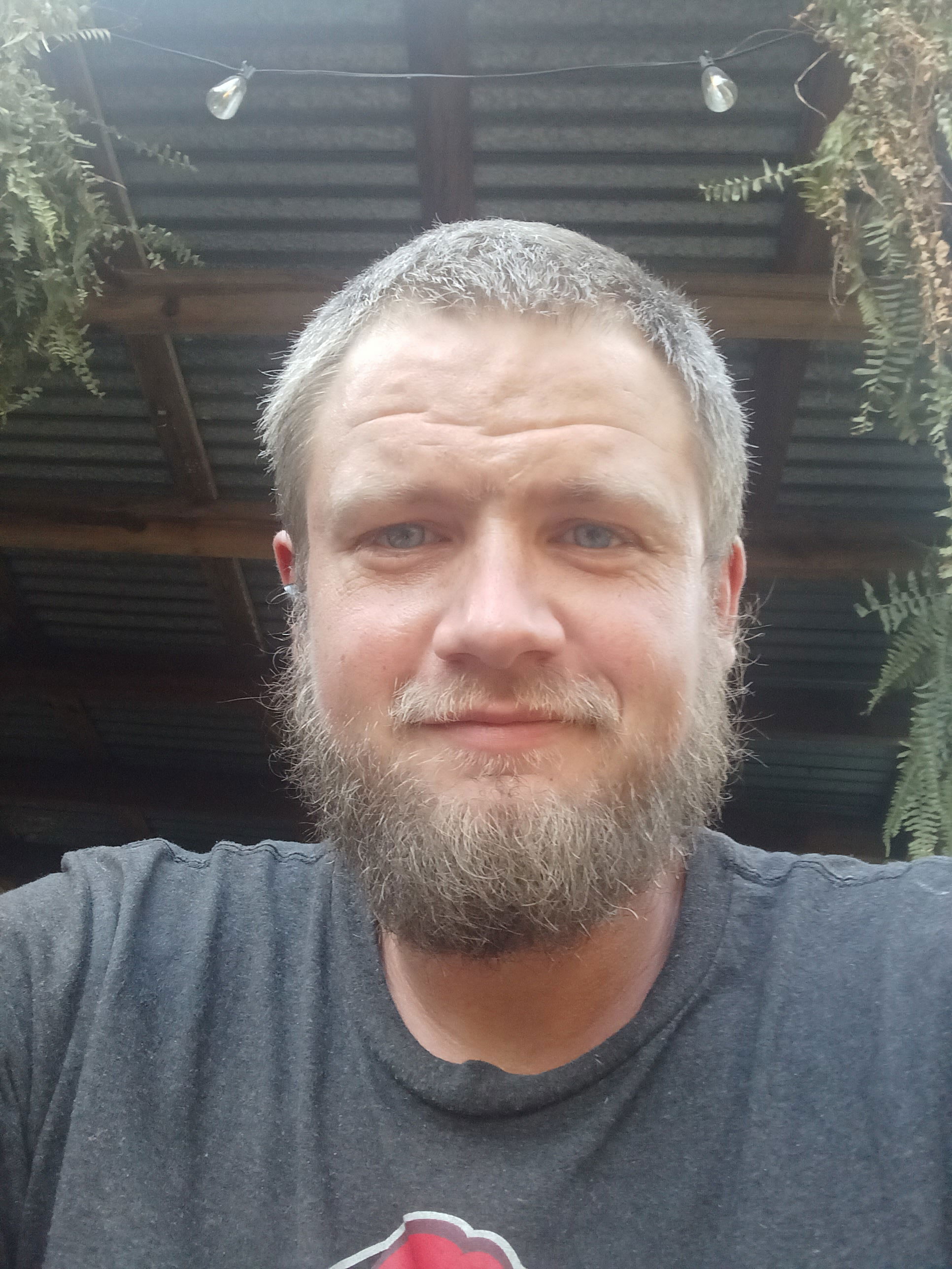 nic2019's Cover Photo