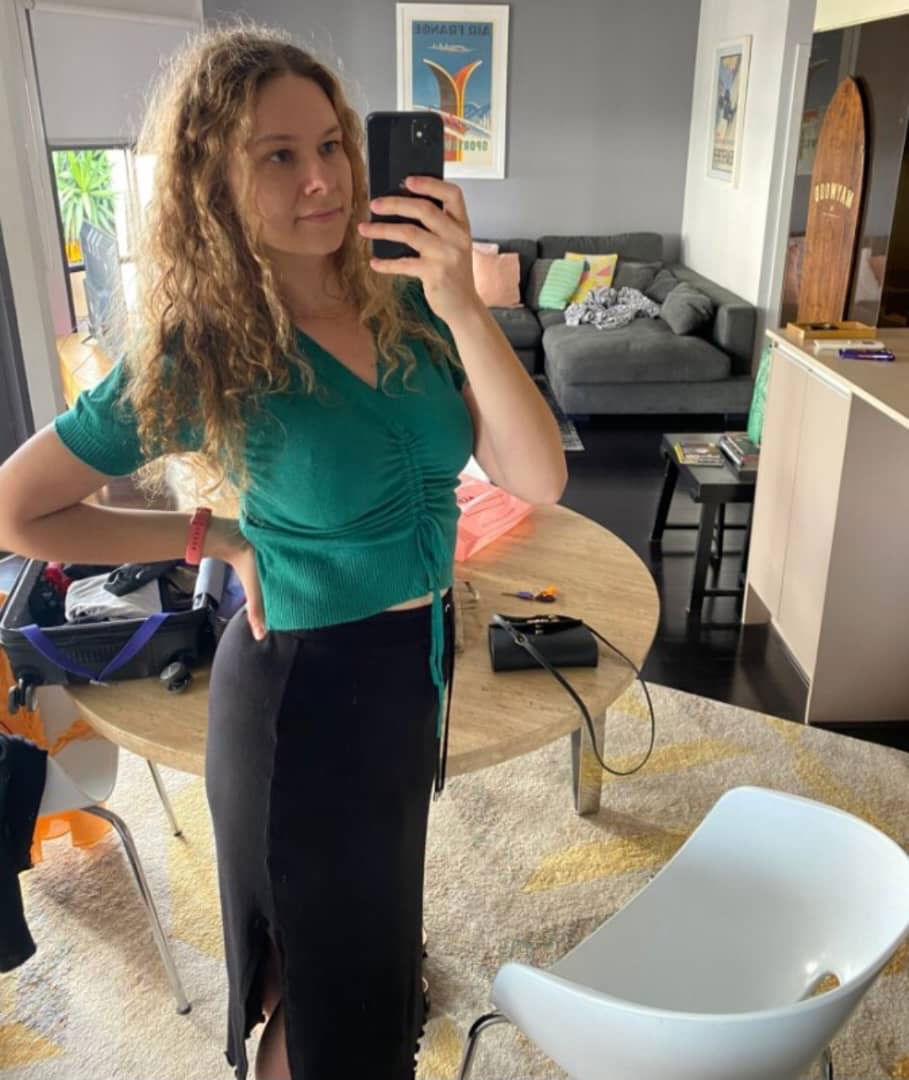 lindatall12, 30 years old from United Kingdom