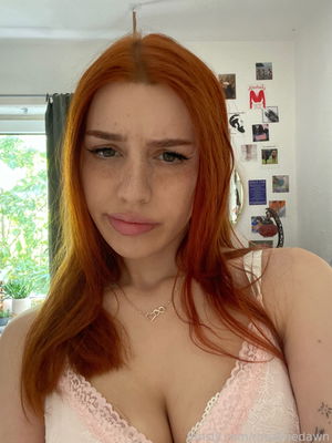 roselinedawn's Profile Photo