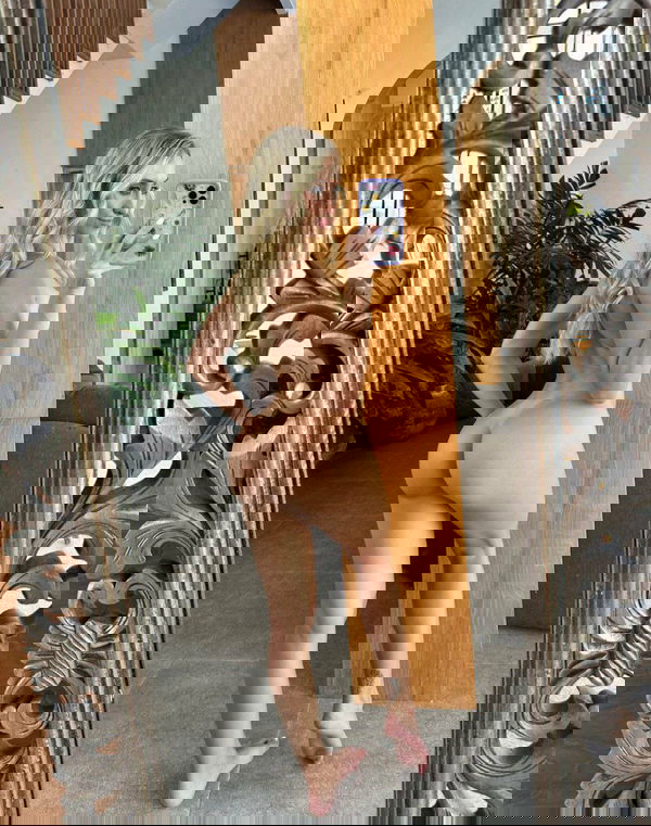 n_ob21-57, 21 years old from United Kingdom