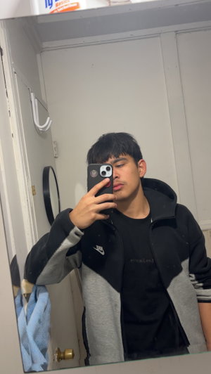 Carloszxd's Profile Photo
