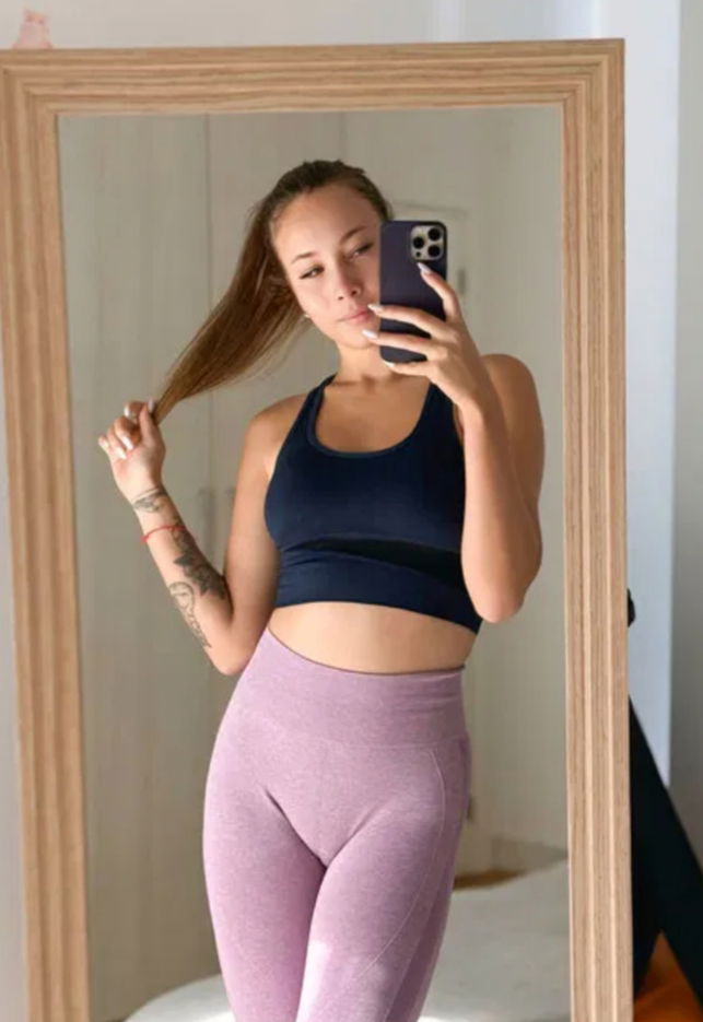 tinabinb's Cover Photo