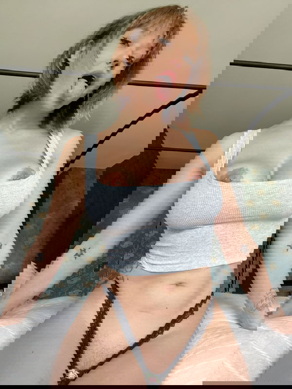 Hannah907, 27 years old from United States