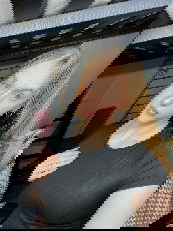 Victoria246, 24 years old from Germany