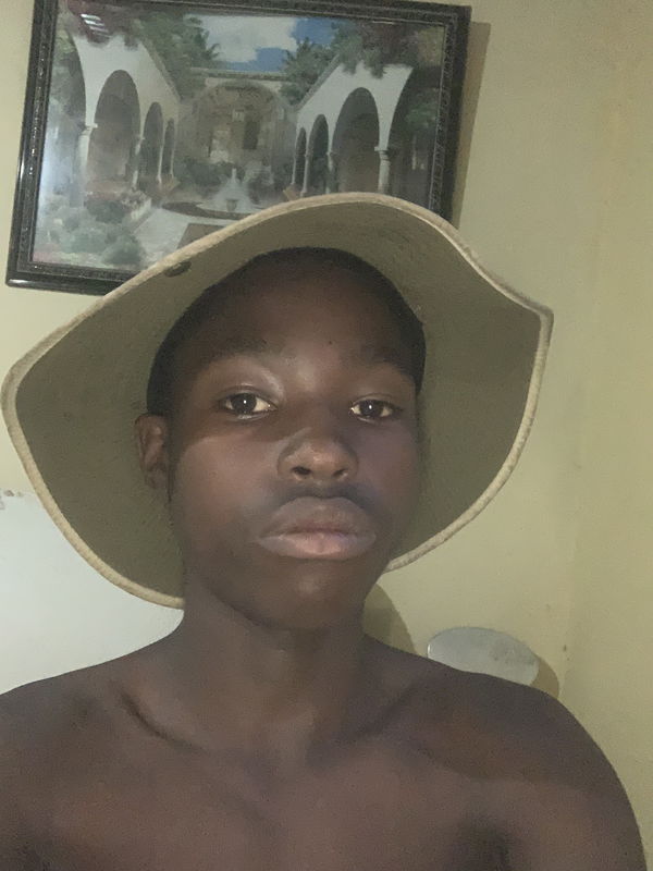 thero1536, 20 years old from Botswana