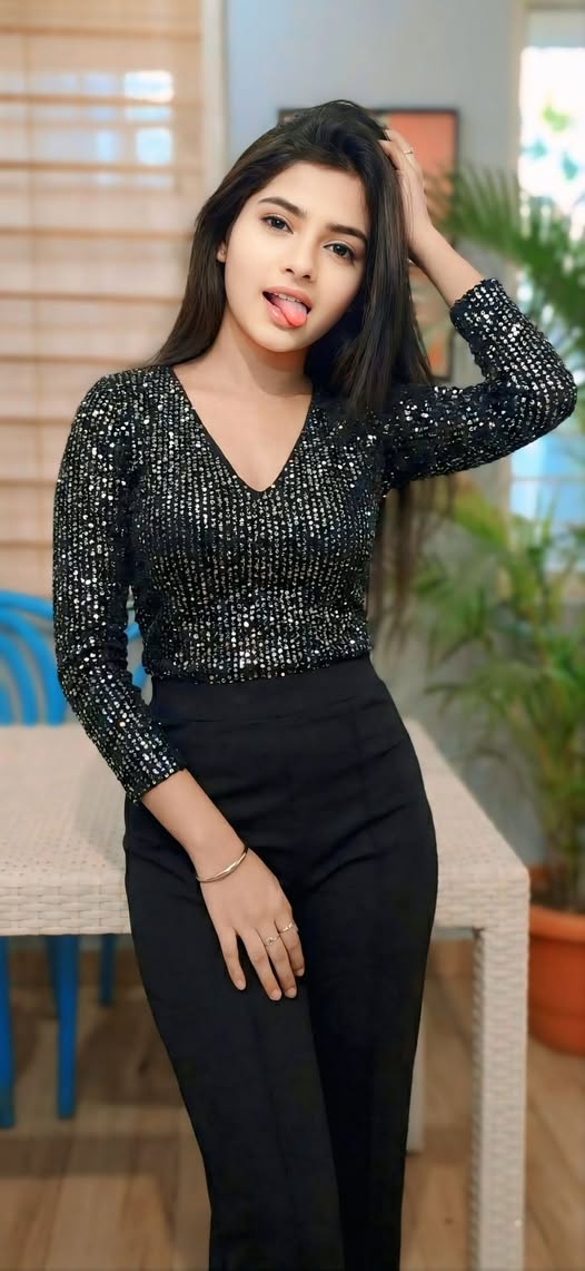 xefeb47528, 20 years old from United Arab Emirates