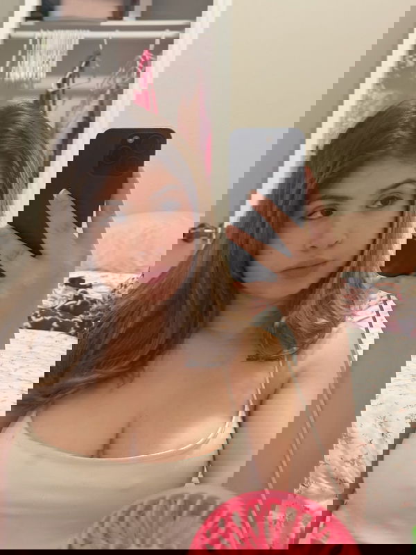 creamyally20, 20 years old from United Kingdom