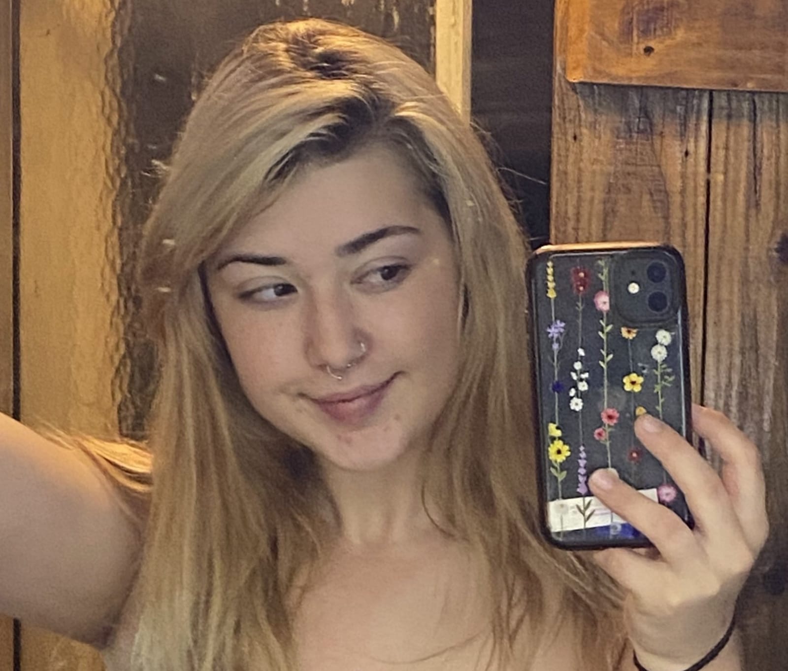 Emma--6457, 22 years old from United States