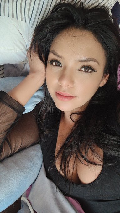 Mary552, 25 years old from United Kingdom