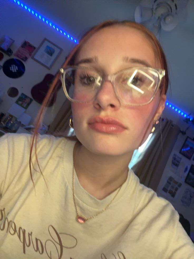 Anne2015's Cover Photo