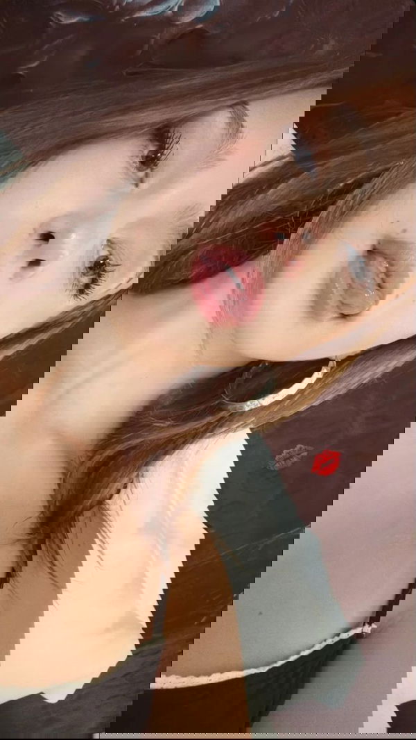 maria38ks, 21 years old from Australia