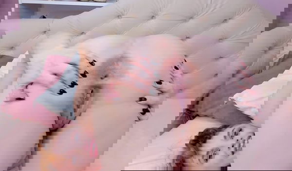 zsjvwvcs, 24 years old from Canada