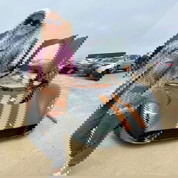 billionairesevankate6199302, 50 years old from Canada