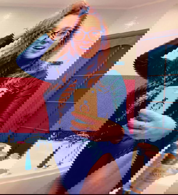 sandraka2001525339, 24 years old from United States