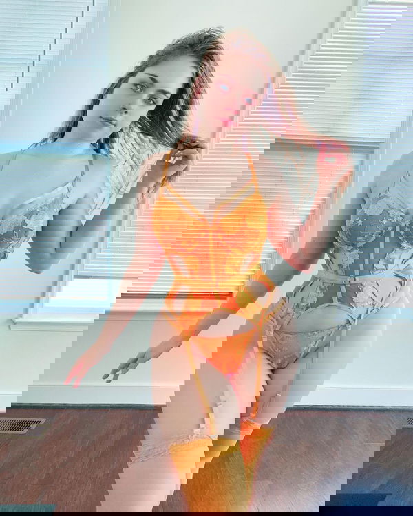 Shelby5, 27 years old from United Kingdom