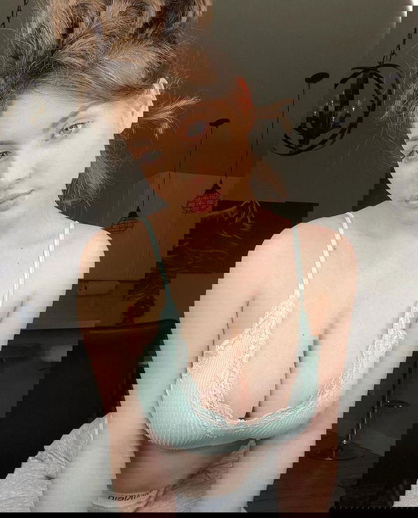 msdinwho, 19 years old from United States