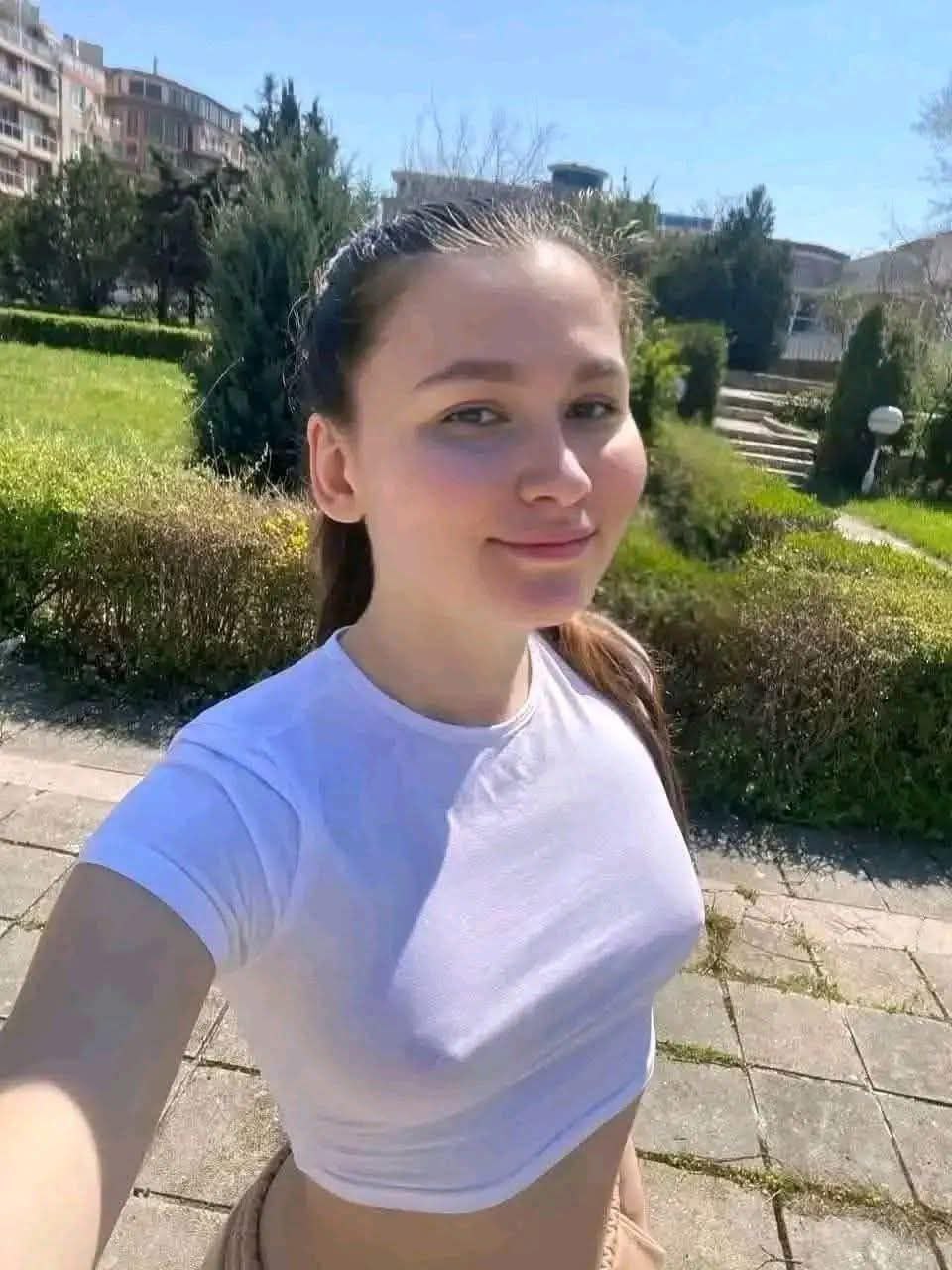 Megan2489, 24 years old from United States