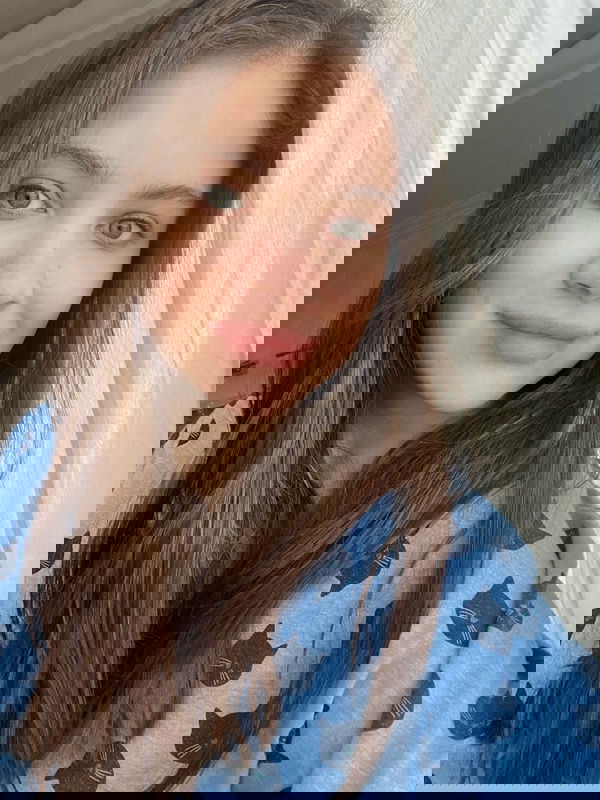 Angela215, 21 years old from United States