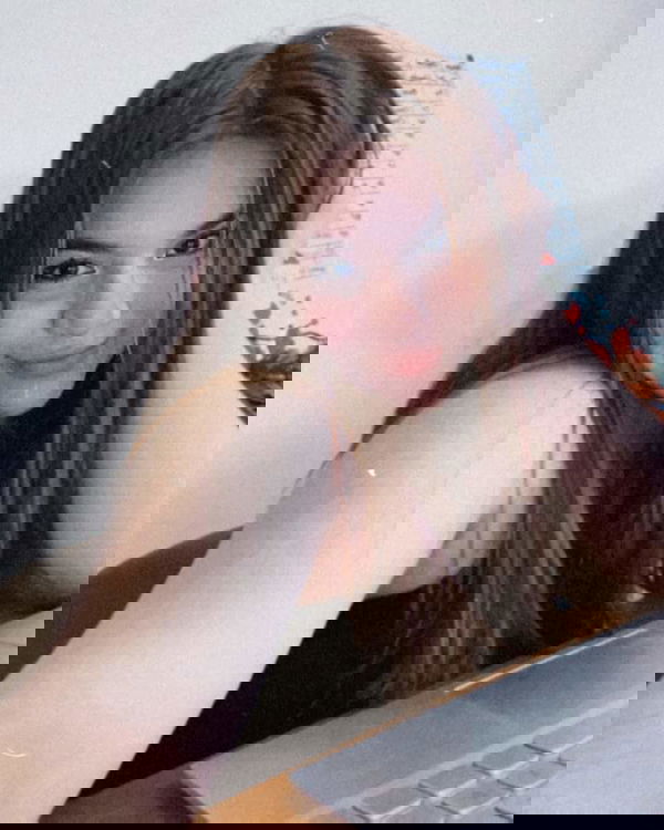 fowibey910, 19 years old from United Kingdom