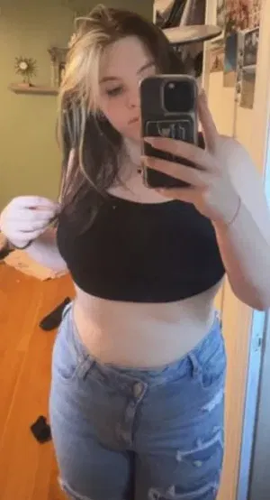 yekoloj371's Profile Photo