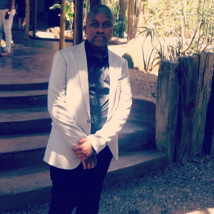 oluhlekunene2005's Cover Photo