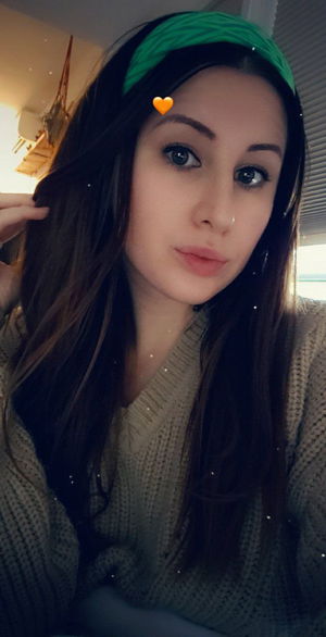 mary123's Profile Photo