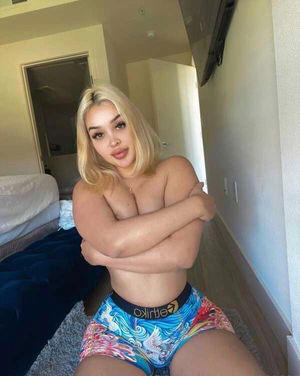 Linda001100's Profile Photo