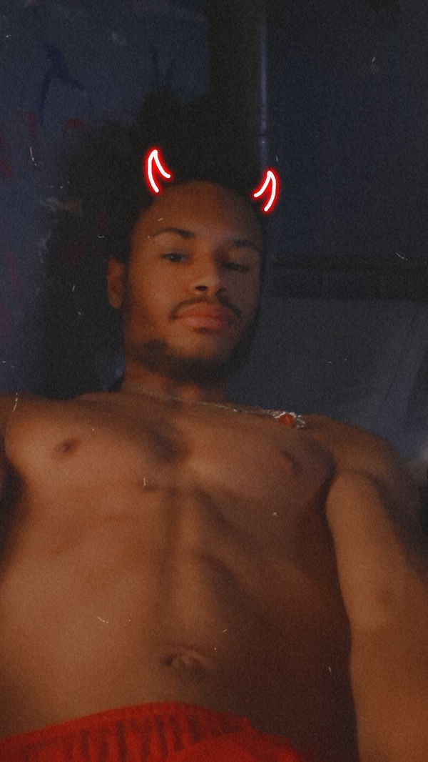 lilbdawg223, 18 years old from United States